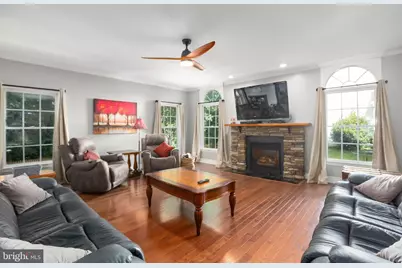 7 Norfolk Street, Fredericksburg, VA 22406 - Photo 3