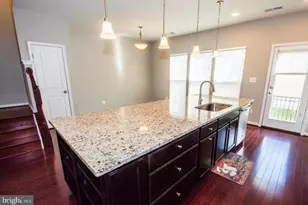 207 Almond Dr, Stafford, VA 22554 - Photo 3