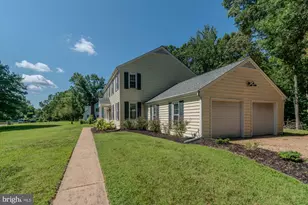 428 Ingleside Dr, Fredericksburg, VA 22405 - Photo 3