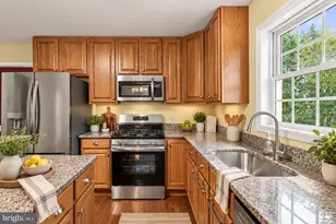 9 Silent Woods Pl, Fredericksburg, VA 22406 - Photo 3