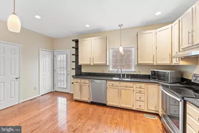 407 Lakeview Court, Stafford, VA 22554 - Photo 9