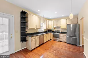 407 Lakeview Ct, Stafford, VA 22554 - Photo 11