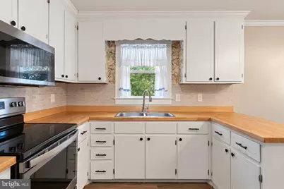 714 Scott Drive, Fredericksburg, VA 22405 - Photo 9
