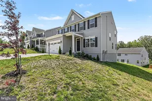 352 Greenstead Dr, Stafford, VA 22554 - Photo 3