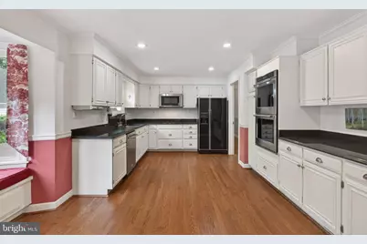 4073 Bridgehampton Lane, Virginia Beach, VA 23455 - Photo 11