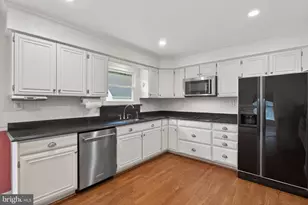 4073 Bridgehampton Ln, Virginia Beach, VA 23455 - Photo 13