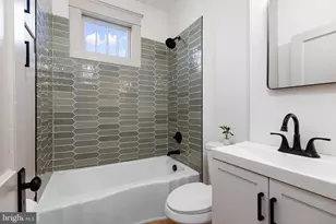 672 Sherwood Ave, Waynesboro, VA 22980 - Photo 11