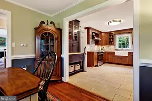 1817 Cherokee Rd, Waynesboro, VA 22980 - Photo 13