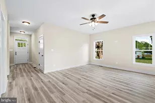 617 Bancroft Ave, Colonial Beach, VA 22443 - Photo 9
