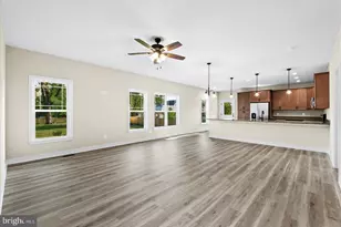 617 Bancroft Ave, Colonial Beach, VA 22443 - Photo 7