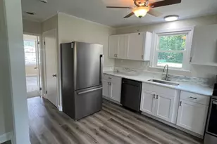 222 Mimosa Ave, Colonial Beach, VA 22443 - Photo 11