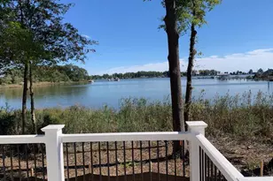 1252 Shore Dr, Colonial Beach, VA 22443 - Photo 1