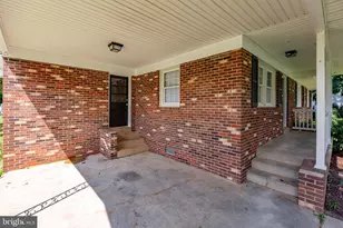 333 Santa Maria Ave, Colonial Beach, VA 22443 - Photo 3