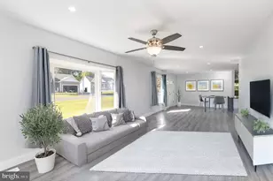 221 Clearview Dr, Colonial Beach, VA 22443 - Photo 5