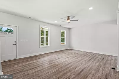 207 Lincoln, Colonial Beach, VA 22443 - Photo 9