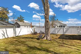 1212 Lossing Ave, Colonial Beach, VA 22443 - Photo 3