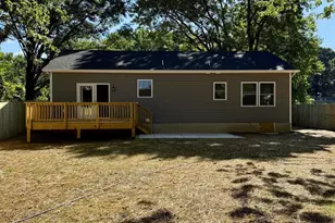 784 Lakeview Dr, Colonial Beach, VA 22443 - Photo 17