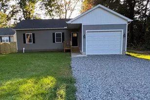 228 Dale Dr, Colonial Beach, VA 22443 - Photo 1