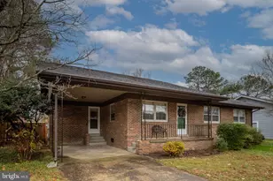128 11th St, Colonial Beach, VA 22443 - Photo 9