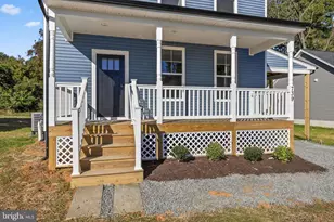 739 Lakeview Dr, Colonial Beach, VA 22443 - Photo 39