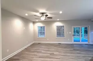 402 Monroe Dr, Colonial Beach, VA 22443 - Photo 19