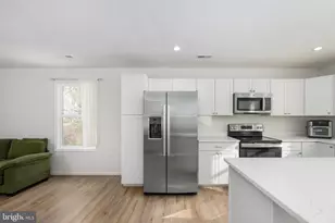 218 Shorewood Dr, Colonial Beach, VA 22443 - Photo 13