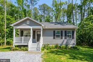 218 Shorewood Dr, Colonial Beach, VA 22443 - Photo 1