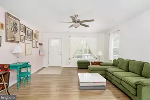 218 Shorewood Dr, Colonial Beach, VA 22443 - Photo 5