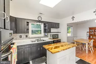 219 Cedar Ln, Colonial Beach, VA 22443 - Photo 11