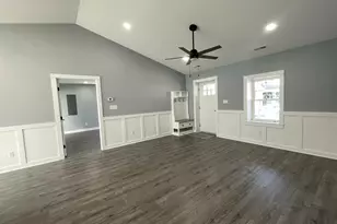 408 Wirt St, Colonial Beach, VA 22443 - Photo 5
