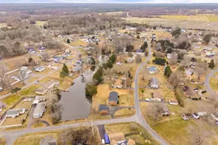 186 E Potomac Dr, Colonial Beach, VA 22443 - Photo 57