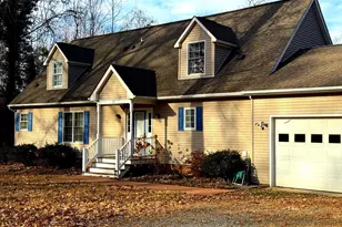 82 Westmoreland Blvd, Hague, VA 22469 - Photo 1