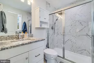 339 Azure Dr, Colonial Beach, VA 22443 - Photo 17