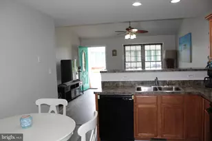 418 Lincoln Ave, Colonial Beach, VA 22443 - Photo 11