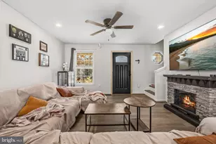 11 1st St, Colonial Beach, VA 22443 - Photo 7