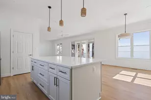 54 Shore Dr, Colonial Beach, VA 22443 - Photo 3