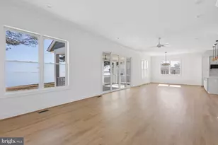 54 Shore Dr, Colonial Beach, VA 22443 - Photo 9