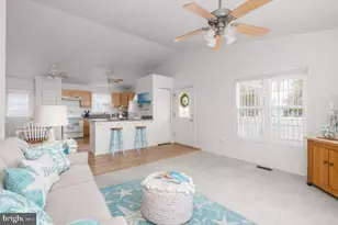 200 5th St, Colonial Beach, VA 22443 - Photo 9