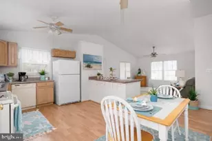 200 5th St, Colonial Beach, VA 22443 - Photo 11