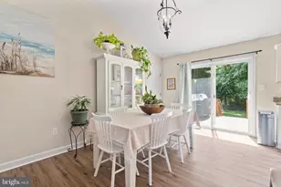 305 Cedar Ln, Colonial Beach, VA 22443 - Photo 13