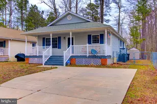 2005 McKinney Blvd, Colonial Beach, VA 22443 - Photo 3