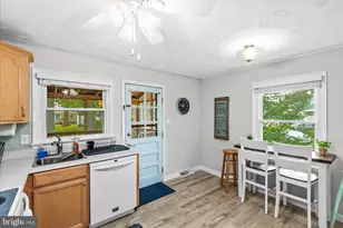 412 Marshall Ave, Colonial Beach, VA 22443 - Photo 17