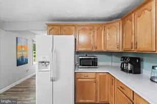 412 Marshall Ave, Colonial Beach, VA 22443 - Photo 19