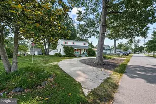 412 Marshall Ave, Colonial Beach, VA 22443 - Photo 3