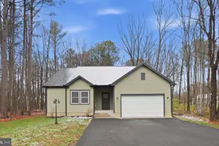 107 Pinewood Ln, Colonial Beach, VA 22443 - Photo 1