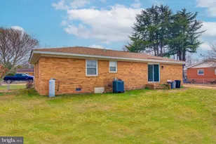 62 Darl Cir, Colonial Beach, VA 22443 - Photo 11