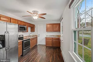 217 Locust Ave, Colonial Beach, VA 22443 - Photo 11