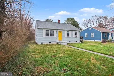 217 Locust Avenue, Colonial Beach, VA 22443 - Photo 5