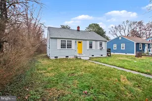 217 Locust Ave, Colonial Beach, VA 22443 - Photo 5