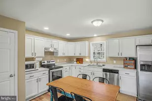 261 Azure Dr, Colonial Beach, VA 22443 - Photo 15